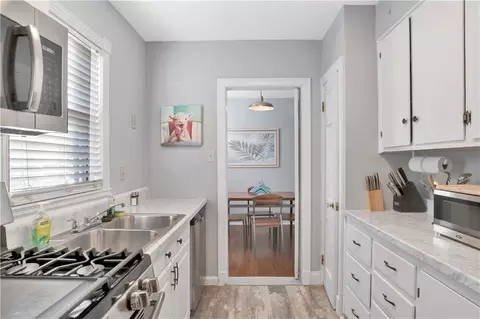 Kitchen - 214 Upham St #7A, Mobile, AL 36607 photo 3 of 4