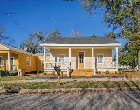 950 Elmira St, Mobile, AL 36604