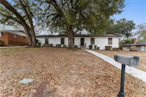 5462 Racine Ave, Mobile, AL 36618