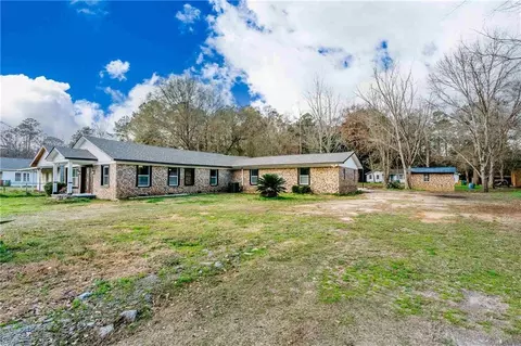 1190 Military Rd, Mount Vernon, AL 36560