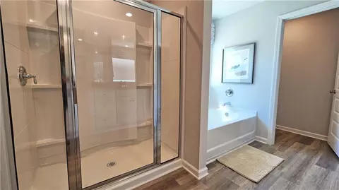 Bath - 4479 Valor Ridge Way W, Mobile, AL 36619 photo 1 of 1