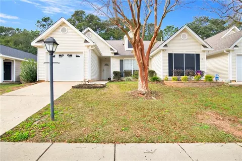 816 Willow Springs Dr, Mobile, AL 36695