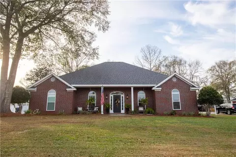 5757 Cordova Ave, Satsuma, AL 36572