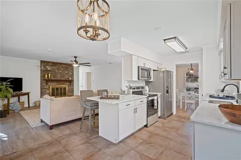 8080 Danielle Dr, Mobile, AL 36695 photo 9