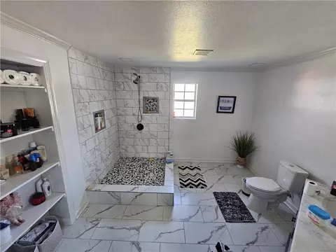 Bath - 10050 Tanner Williams Rd, Mobile, AL 36608 photo 1 of 4