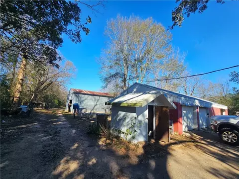 Exterior - 10050 Tanner Williams Rd, Mobile, AL 36608 photo 6 of 17