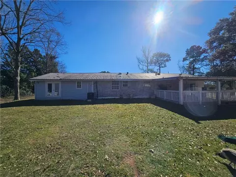 Exterior - 10050 Tanner Williams Rd, Mobile, AL 36608 photo 8 of 17