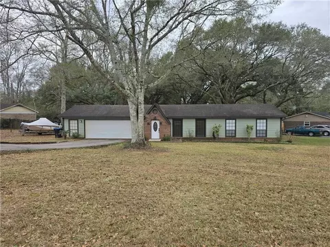 9275 Cottage Park Dr N, Mobile, AL 36695