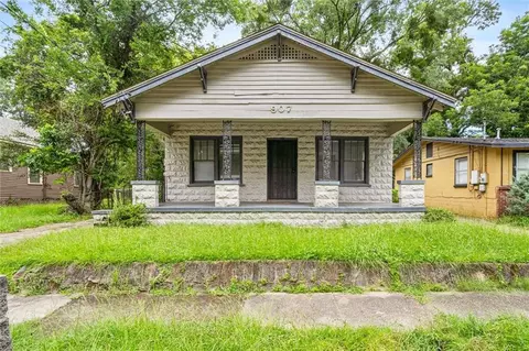 907 Dearborn St S, Mobile, AL 36603