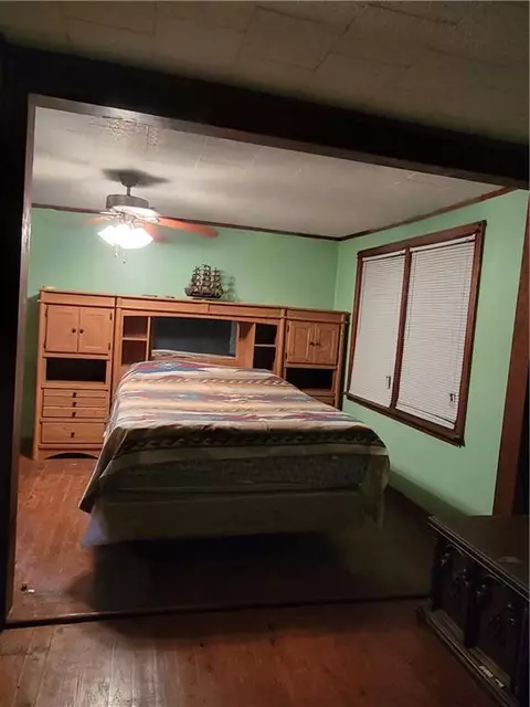 Bedroom - 3015 Cedar Crescent Dr, Mobile, AL 36605 photo 5 of 9