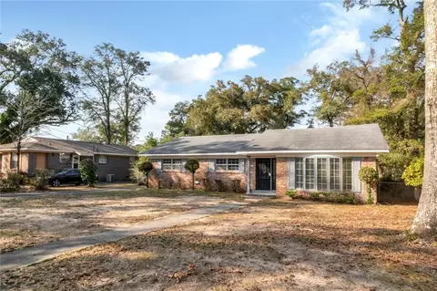 Exterior - 4956 Ringold Dr N, Mobile, AL 36693 photo 4 of 5