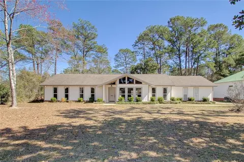 3921 St Andrews Dr, Mobile, AL 36693