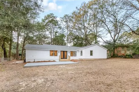 Exterior - 421 Mcqueen Ave, Mobile, AL 36609 photo 6 of 11
