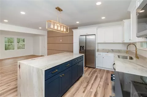 Kitchen - 421 Mcqueen Ave, Mobile, AL 36609 photo 2 of 6