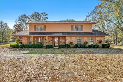 Exterior - 11804 Ormond Rd, Moss Point, MS 39562 photo 5 of 10