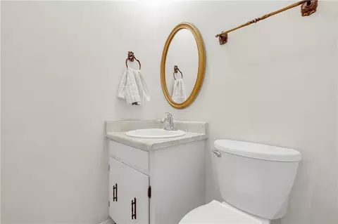 Bath - 11804 Ormond Rd, Moss Point, MS 39562 photo 3 of 3