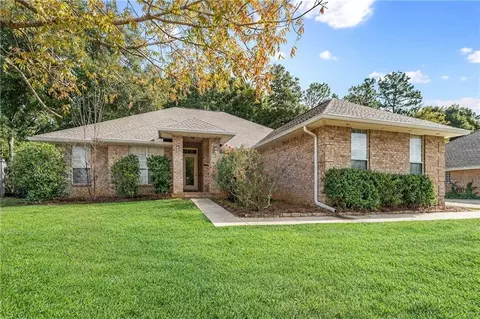 27820 Bay Branch Dr, Daphne, AL 36526