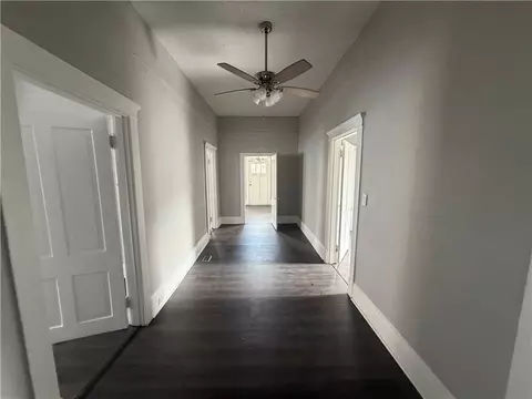 Entry Way - 510 Dexter Ave, Mobile, AL 36604 photo 1 of 1