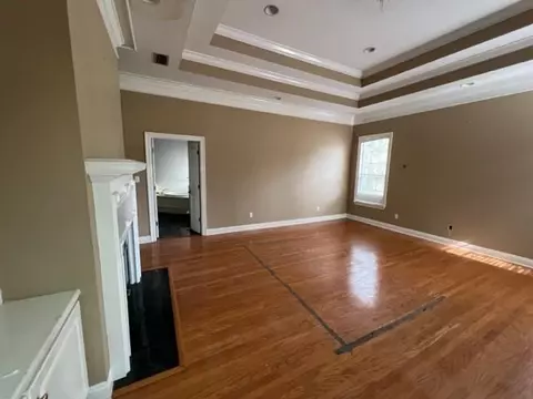 Living - 1145 Dominion Dr E, Mobile, AL 36695 photo 8 of 10