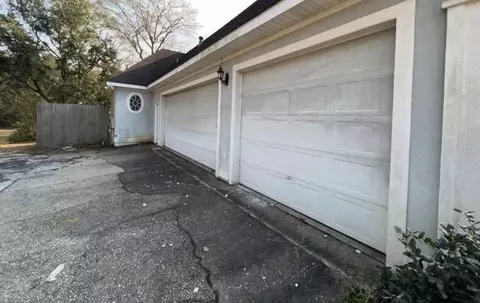 Exterior - 1145 Dominion Dr E, Mobile, AL 36695 photo 5 of 5