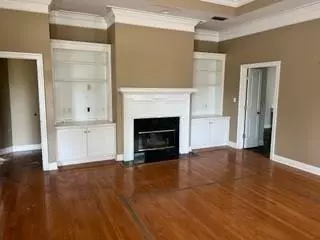 Living - 1145 Dominion Dr E, Mobile, AL 36695 photo 6 of 10