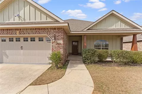 3176 Essex Place Dr, Mobile, AL 36695