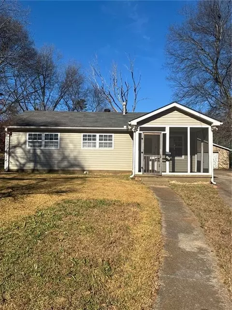 212 Cedar Cir, Bessemer, AL 35023