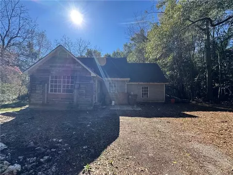 2705 Riverside Dr, Mobile, AL 36605 photo 3