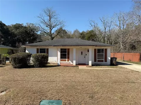 7500 Newcombe Dr, Theodore, AL 36582