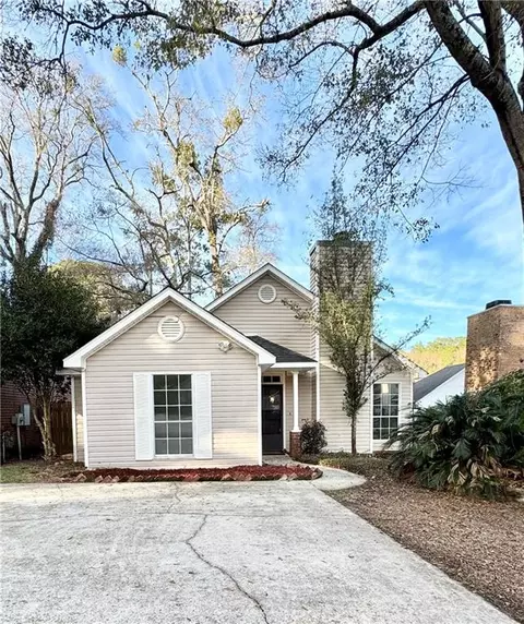 5612 Bentley Ln, Mobile, AL 36609
