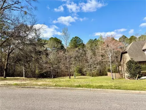 1920 Bradshire Dr, Mobile, AL 36695
