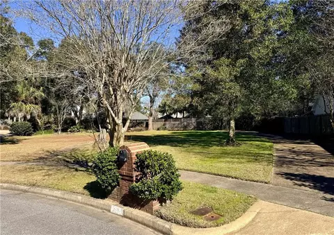 2551 Muir Woods Ct S, Mobile, AL 36693
