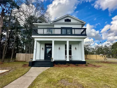 1902 Calmes St, Mobile, AL 36606