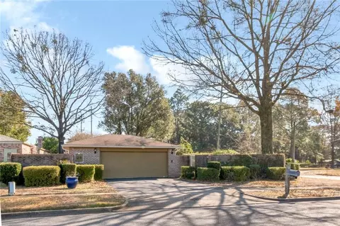 Exterior - 29 Cobblestone Way W, Mobile, AL 36608 photo 6 of 8