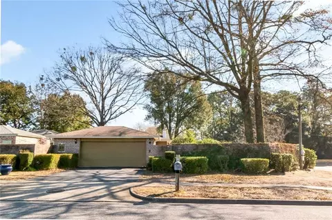 Exterior - 29 Cobblestone Way W, Mobile, AL 36608 photo 8 of 8