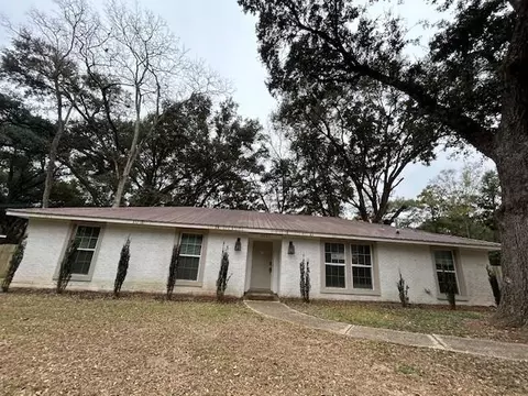 8051 Kimberlin Dr S, Mobile, AL 36695