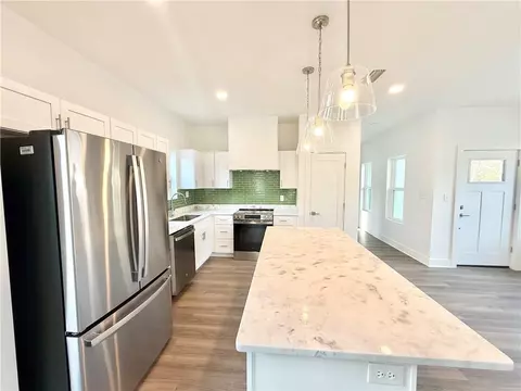 Kitchen - 865 Edwards St, Mobile, AL 36610 photo 2 of 5