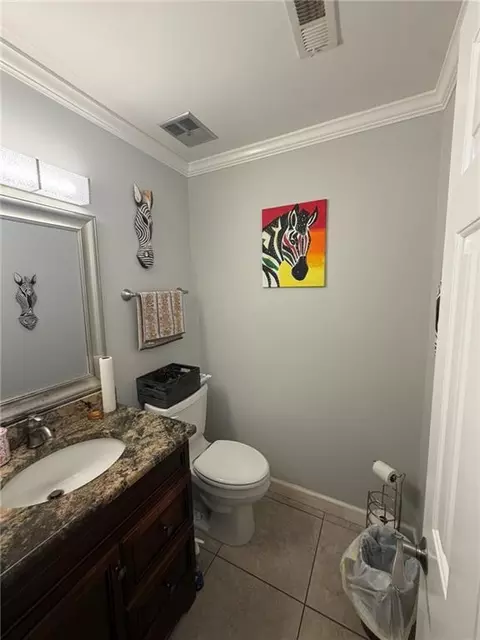 Bath - 5505 White Pine Dr, Mobile, AL 36693 photo 1 of 3