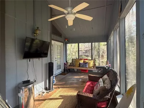 Exterior - 5505 White Pine Dr, Mobile, AL 36693 photo 5 of 9
