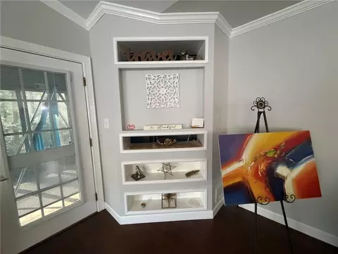 Entry Way - 5505 White Pine Dr, Mobile, AL 36693 photo 2 of 3
