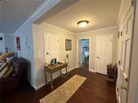 Entry Way - 5505 White Pine Dr, Mobile, AL 36693 photo 1 of 3