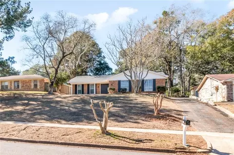 728 Brannan Dr E, Mobile, AL 36693