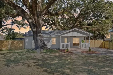 818 Cadillac Ave, Dauphin Island, AL 36528