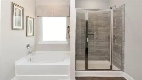 Bath - 9870 Summit View Cir N, Mobile, AL 36695 photo 2 of 6