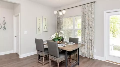 Dining - 9870 Summit View Cir N, Mobile, AL 36695 photo 3 of 4