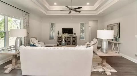 Living - 9870 Summit View Cir N, Mobile, AL 36695 photo 2 of 2