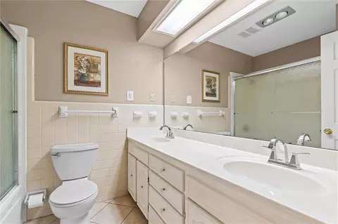 Bath - 1310 Laval Ct, Mobile, AL 36693 photo 1 of 2