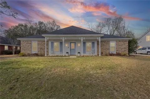 6320 Las Cosas Ct, Mobile, AL 36609