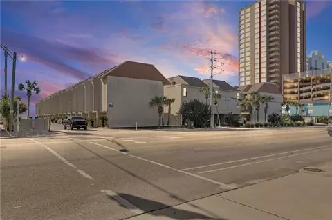 723 W Boulevard Blvd W #12, Gulf Shores, AL 36542