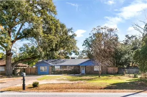5505 Mcdonald Rd, Theodore, AL 36582